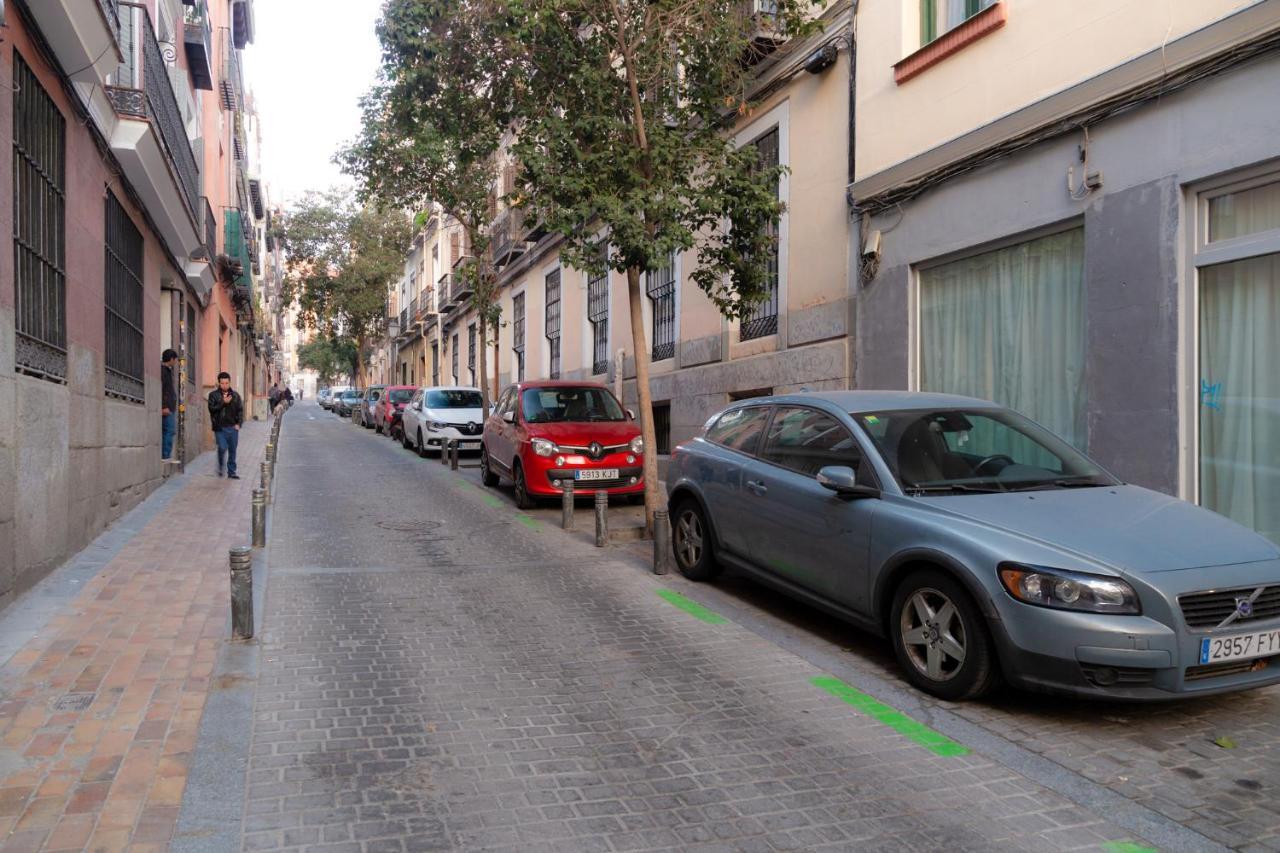 Apartamentos Gran Via Madrid Exteriör bild